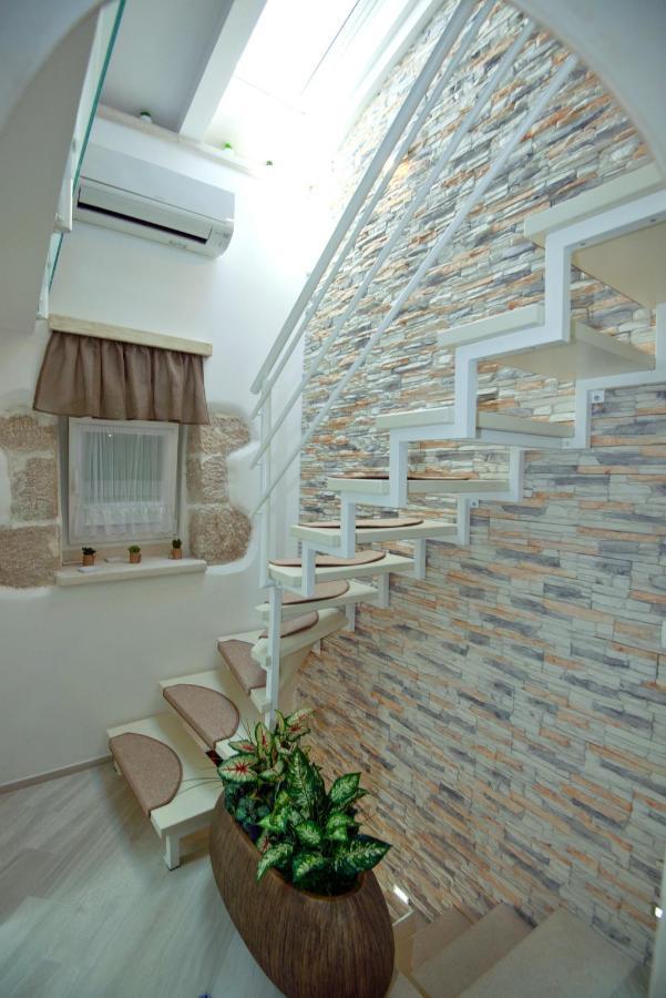 Apartment Sanjin More Antique باشْكا المظهر الخارجي الصورة