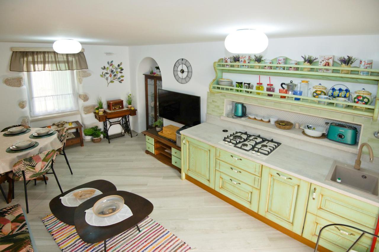 Apartment Sanjin More Antique باشْكا المظهر الخارجي الصورة